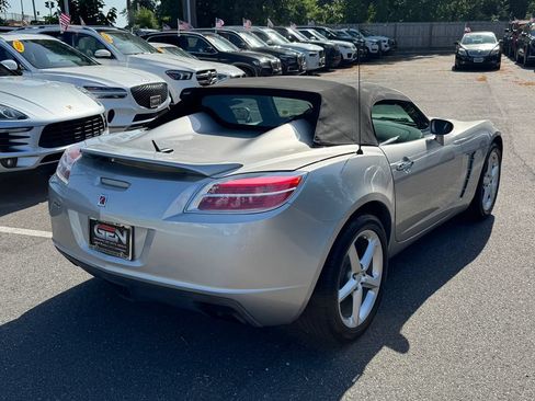 Used 2008 Saturn Sky w/ Premium Trim Package RWD image 4
