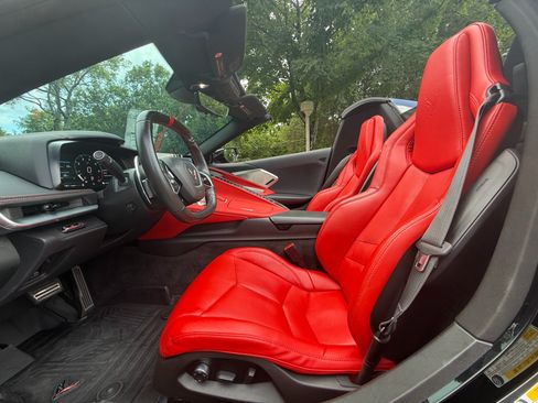 Used 2023 Chevrolet Corvette Stingray Preferred Conv w/ 2LT RWD image 25