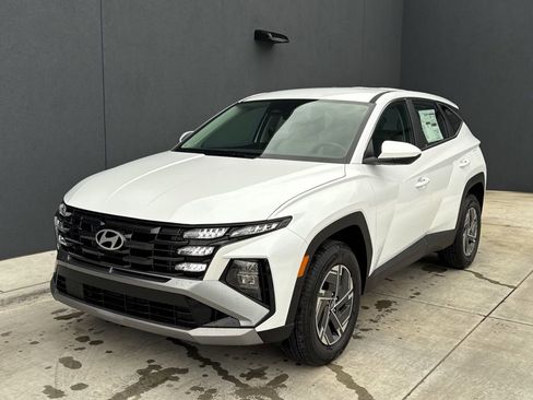 New 2026 Hyundai Tucson Blue SE AWD/4WD image 1