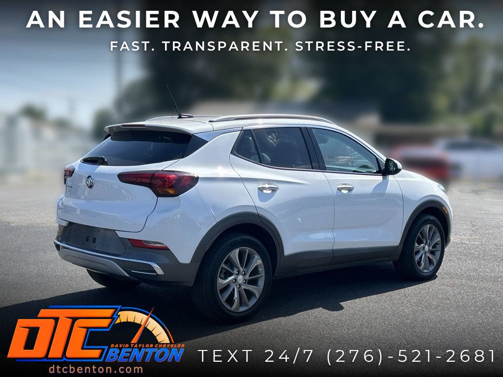 Used 2023 Buick Encore GX Essence w/ Experience Buick Package AWD/4WD image 3