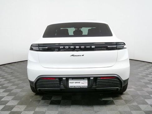 New 2026 Porsche Macan 4 Electric image 30