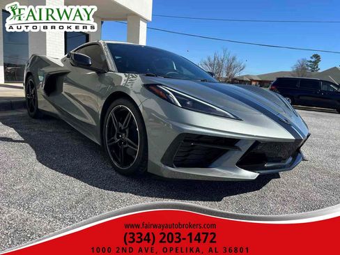 Used 2023 Chevrolet Corvette Stingray Premium Cpe w/ 3LT RWD image 4