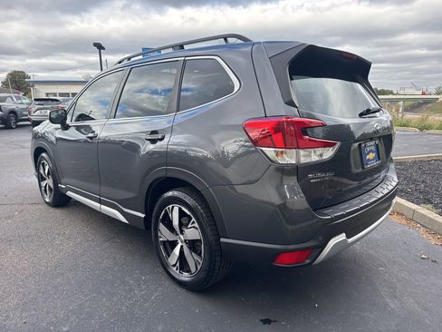 Used 2020 Subaru Forester Touring image 9