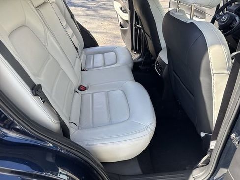 Used 2022 MAZDA CX-5 AWD 2.5 S w/ Premium Package image 11