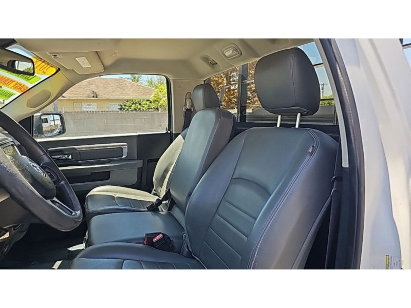 Used 2018 RAM 1500 Express RWD image 11