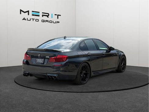 Used 2014 BMW M5 RWD image 9
