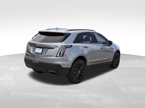 New 2026 Cadillac XT5 Sportv w/ LPO, Onyx Lite Package AWD/4WD image 4