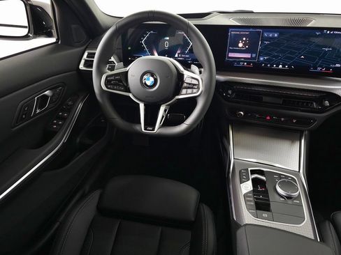 Used 2026 BMW 330i xDrive Sedan w/ M Sport Package AWD/4WD image 13