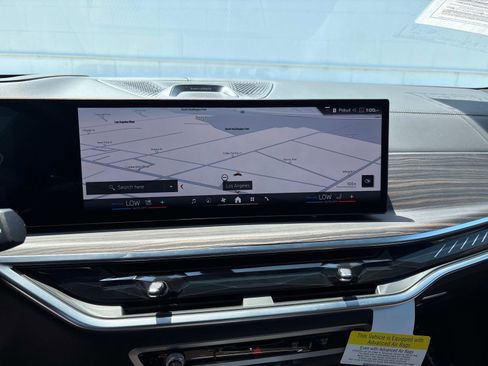 Used 2025 BMW X5 M60i image 23