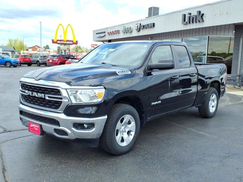 Used 2022 RAM 1500 Big Horn AWD/4WD image 8