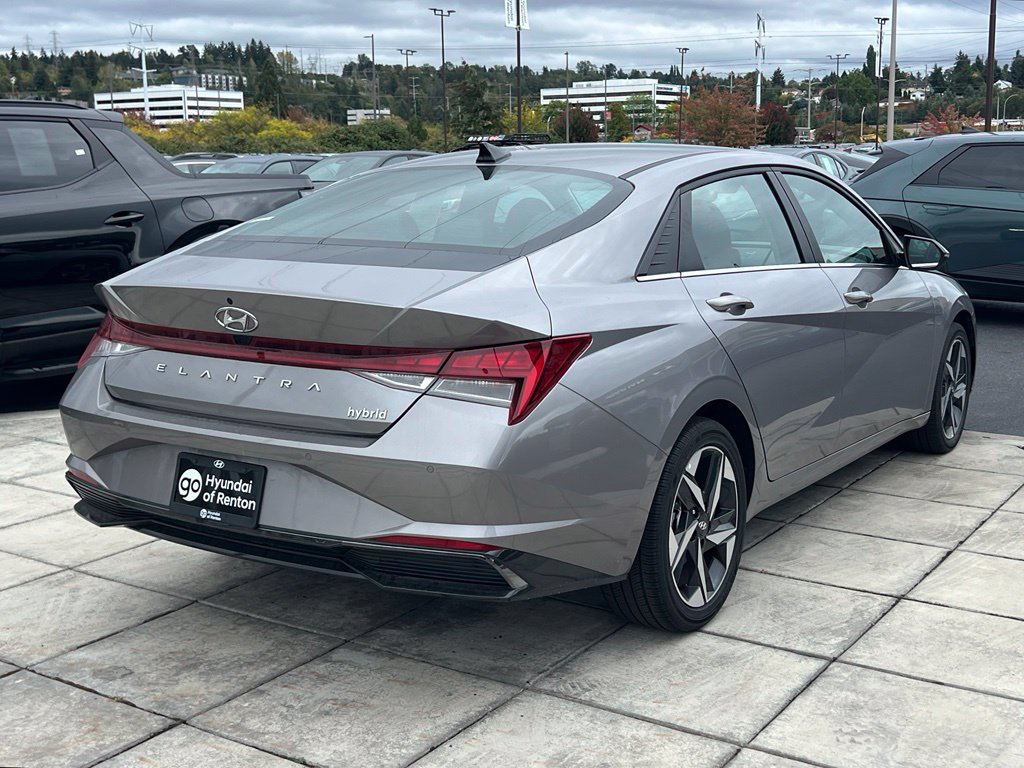 Certified 2023 Hyundai Elantra Limited FWD image 9