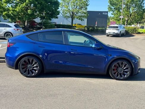 Used 2021 Tesla Model Y Performance AWD/4WD image 9