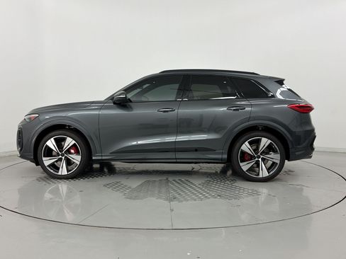 New 2026 Audi SQ5 Premium Plus AWD/4WD image 2
