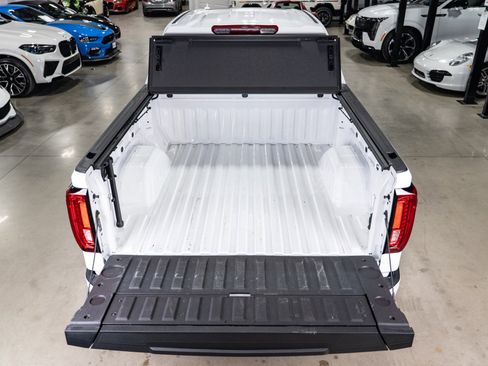 Used 2024 GMC Sierra 1500 SLT w/ SLT Convenience Package image 53