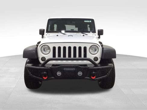 Used 2016 Jeep Wrangler Unlimited Sport w/ Connectivity Group AWD/4WD image 6