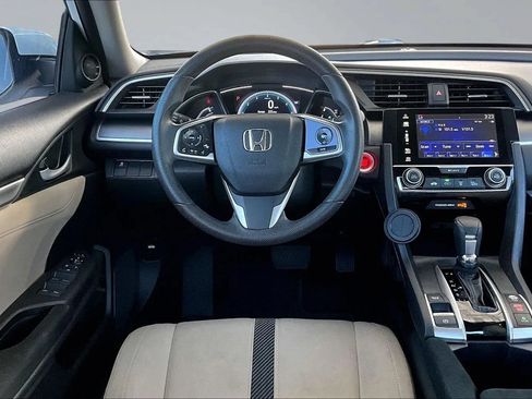 Used 2017 Honda Civic EX image 8
