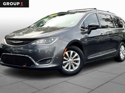 Used 2017 Chrysler Pacifica Touring-L