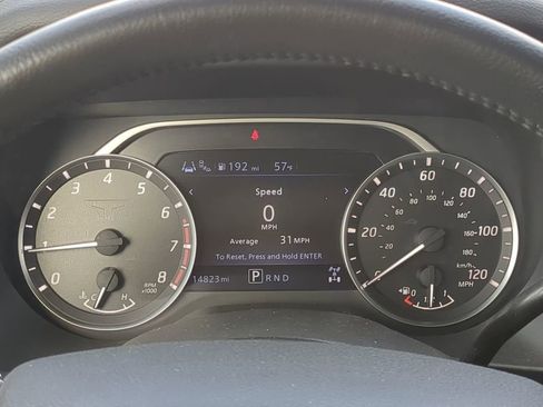 Used 2024 Nissan Titan SV w/ SV Convenience Package image 26