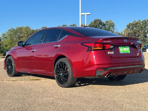 Used 2019 Nissan Altima 2.5 Platinum image 7