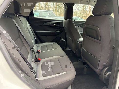 Used 2023 Chevrolet TrailBlazer LS AWD/4WD image 12