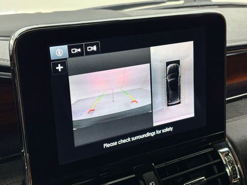 Used 2019 Lincoln Navigator Reserve AWD/4WD image 27