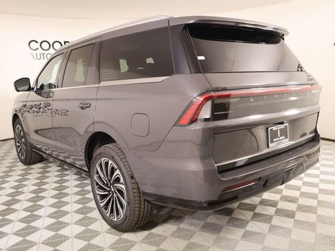 New 2026 Lincoln Navigator Black Label AWD/4WD image 25