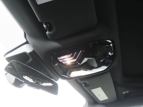 New 2026 BMW 530i image 20