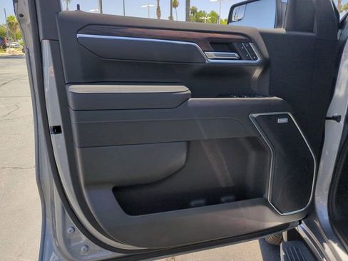 New 2026 GMC Sierra 1500 SLT w/ SLT Premium Package AWD/4WD image 22