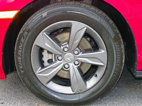 Used 2024 Honda Odyssey EX image 11