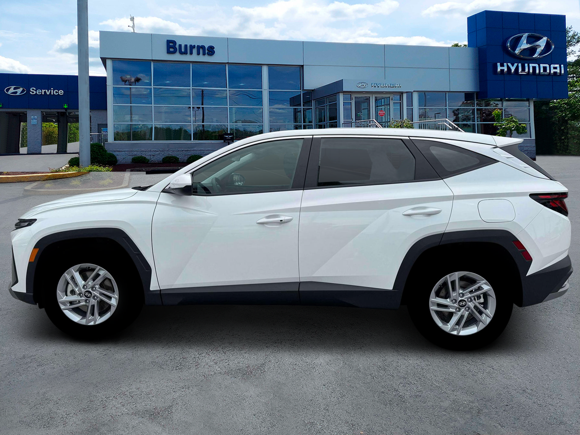 New 2026 Hyundai Tucson SE FWD image 3