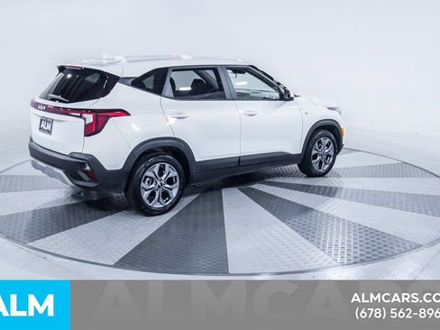 Used 2026 Kia Seltos LX FWD image 10