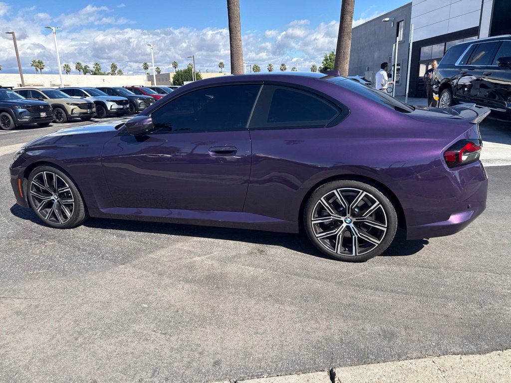 Used 2024 BMW 230i Coupe w/ Premium Package RWD image 6