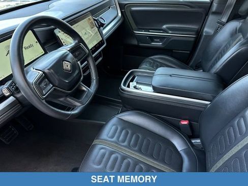 Used 2025 Rivian R1S Adventure AWD/4WD image 11