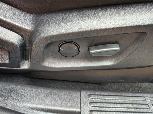 Used 2023 Ford Ranger Lariat w/ Tremor Off-Road Package image 14