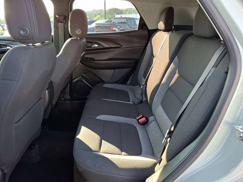 Used 2025 Chevrolet TrailBlazer LT AWD/4WD image 10