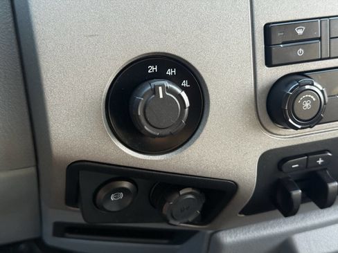 Used 2016 Ford F350 XLT w/ XLT Value Package image 24