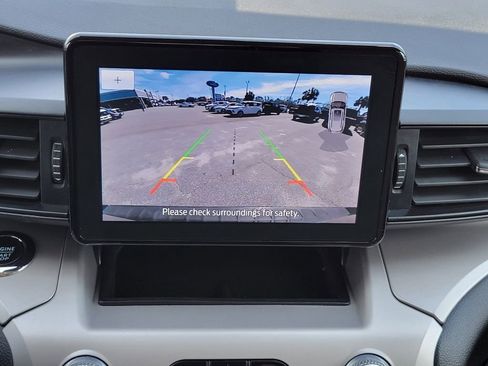 Certified 2022 Ford Explorer XLT image 25