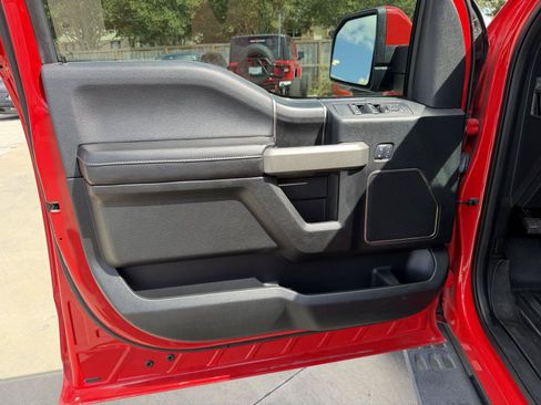 Used 2018 Ford F150 Raptor w/ Equipment Group 802A Luxury AWD/4WD image 12