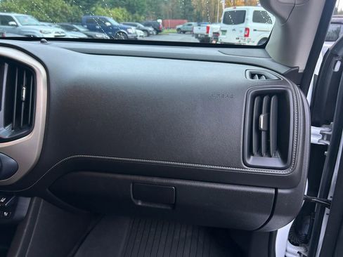 Used 2018 GMC Canyon Denali image 26