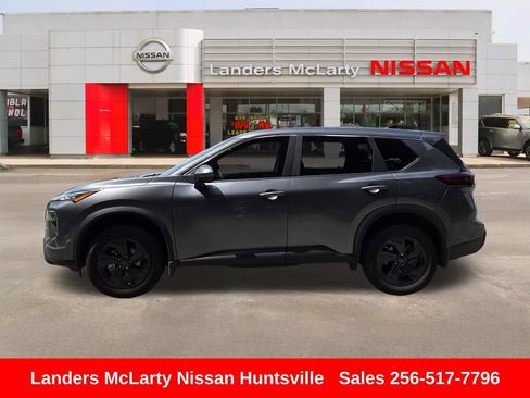 Used 2026 Nissan Rogue SV w/ Cold Weather Package FWD image 8