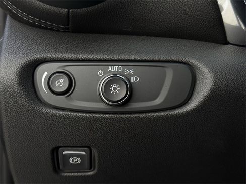 Certified 2021 Chevrolet Blazer LT image 20