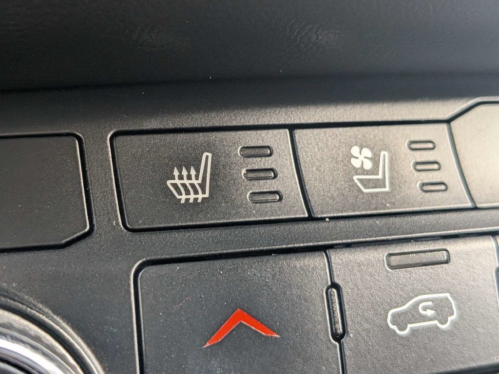 Used 2024 Dodge Durango GT AWD/4WD image 24