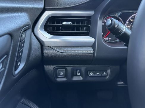 Certified 2021 GMC Acadia SLT w/ Technology Package image 32