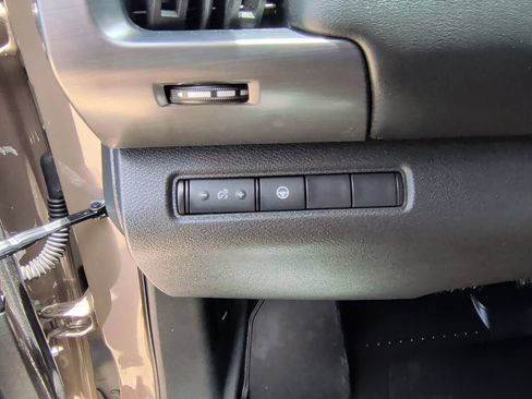 Used 2024 Nissan Pathfinder Rock Creek AWD/4WD image 16