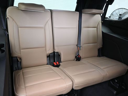 Used 2021 Chevrolet Tahoe Premier w/ Premium Package image 49