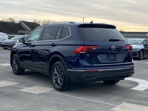 Certified 2023 Volkswagen Tiguan SE image 4