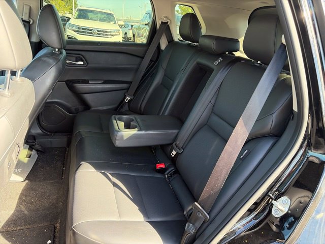 Used 2024 Nissan Rogue SV w/ SV Premium Package FWD image 23