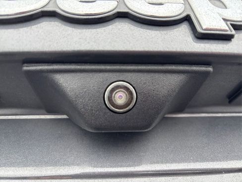 Used 2023 Jeep Renegade Latitude w/ Sun/Sound Group image 15