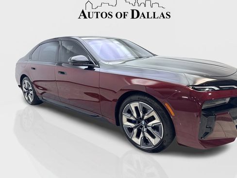 Used 2023 BMW i7 xDrive60 AWD/4WD image 12