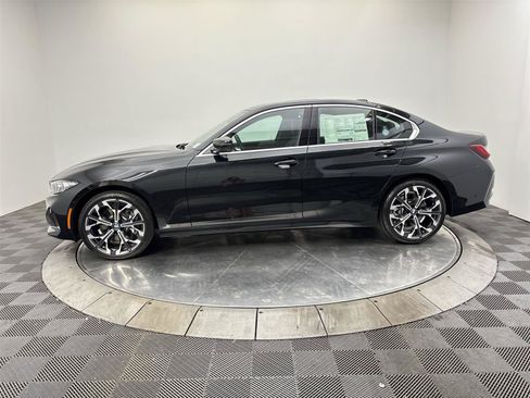 New 2026 BMW 330i Sedan w/ Convenience Package RWD image 16